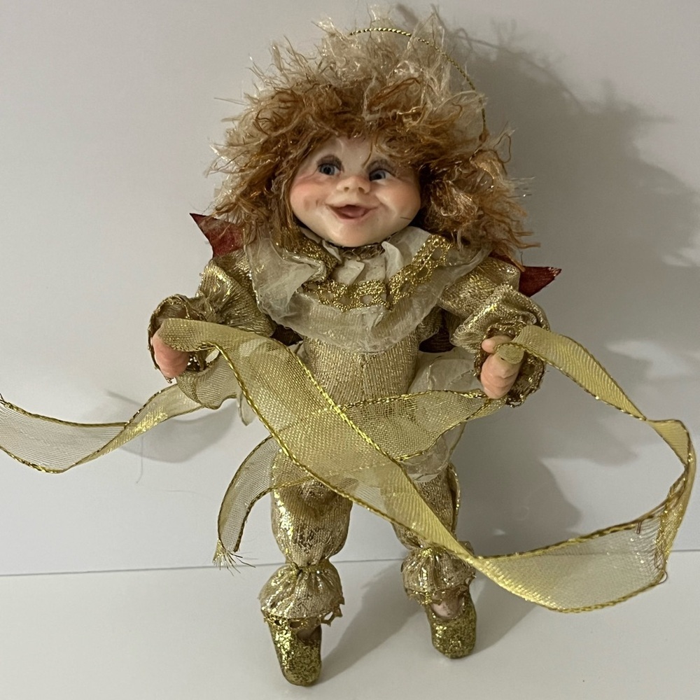 Fairy/Elf Golden with Wings, Poseable. Incredible detailed face Unique Rare Find